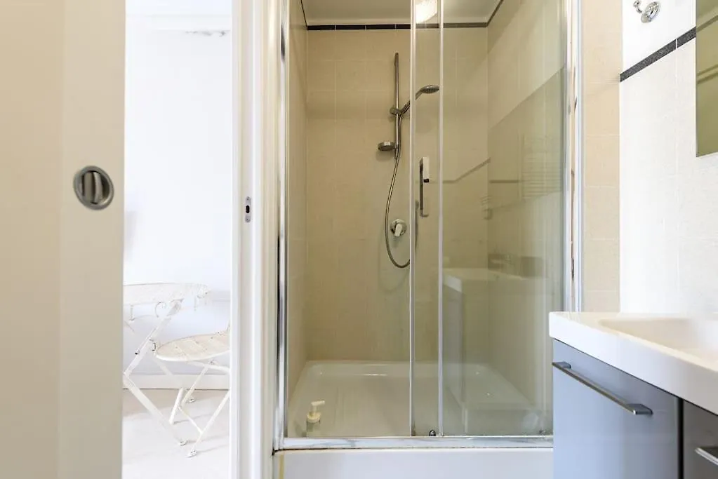 Apartament Spacious Suite Comfortable Central And Quiet Neapol Włochy