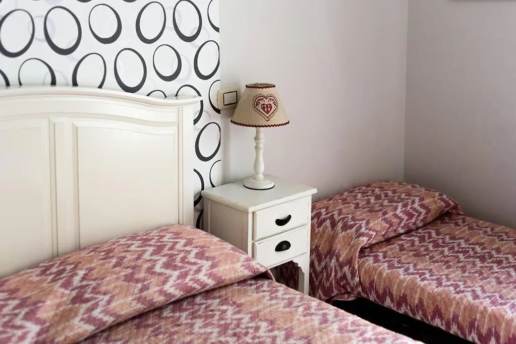 Spacious Suite Comfortable Central And Quiet Naples 0*,