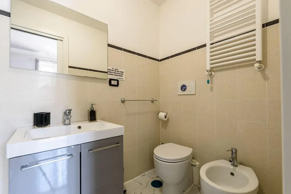 Apartment Spacious Suite Comfortable Central And Quiet Naples